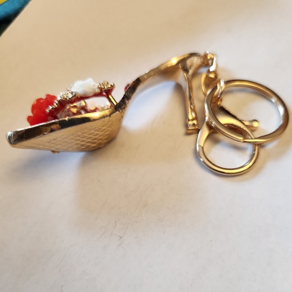 FASHION JEWELRY HIGH HEEL METAL KEYFOBS/BAG CHARM - Picture 5 of 5